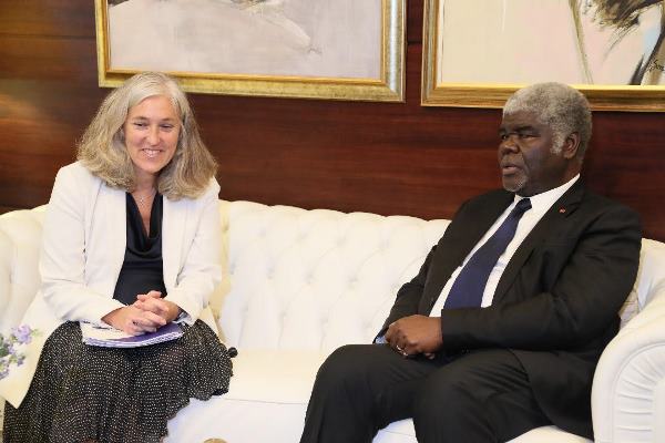Coopération : Le Premier Ministre Robert Beugré Mambé échange avec Francesca Di Mauro, ambassadeur de l’Union européenne en Côte d'Ivoire