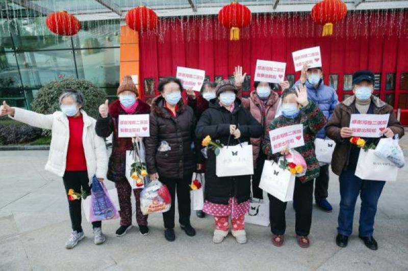 1.297 patients de COVID-19 ont quitté l'hôpital sur la partie continentale de la Chine