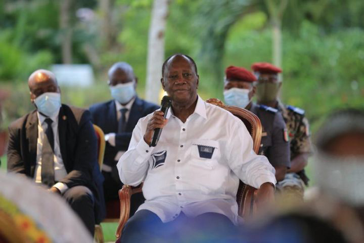 Présidentielle 2020 : " je ne rentre pas dans ce faux débat de la Constitution, qui d’autre connaît mieux cette Constitution que moi ?" Alassane Ouattara